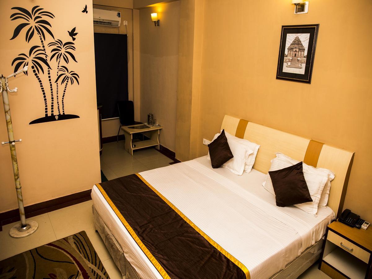 Oyo 3345 Shubham Beach Puri Exterior foto