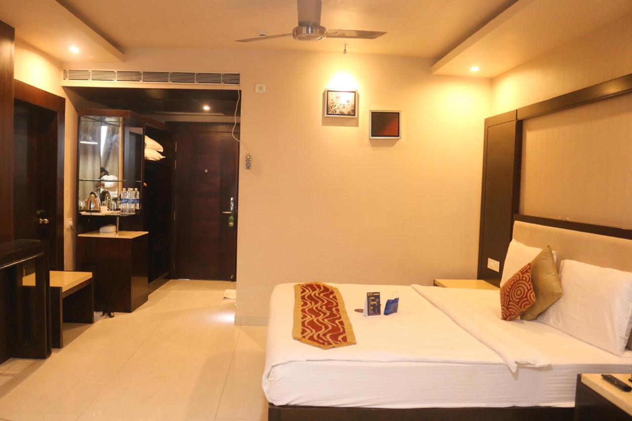 Oyo 3345 Shubham Beach Puri Exterior foto
