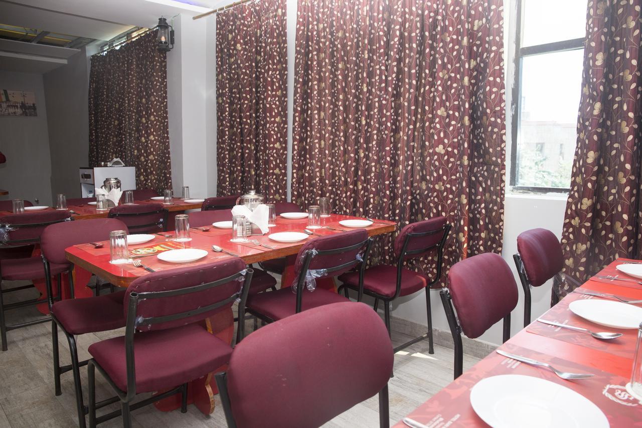 Oyo 3345 Shubham Beach Puri Exterior foto